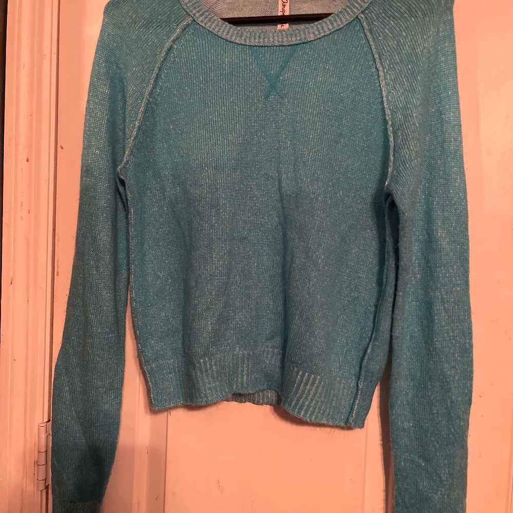 Aeropostale sweater
